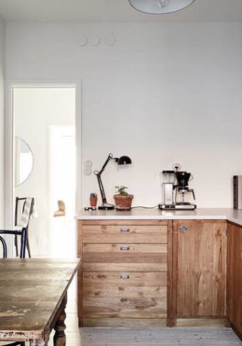 wooden kitchen via stadshem