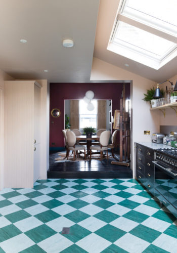 chequered floor via the modern house